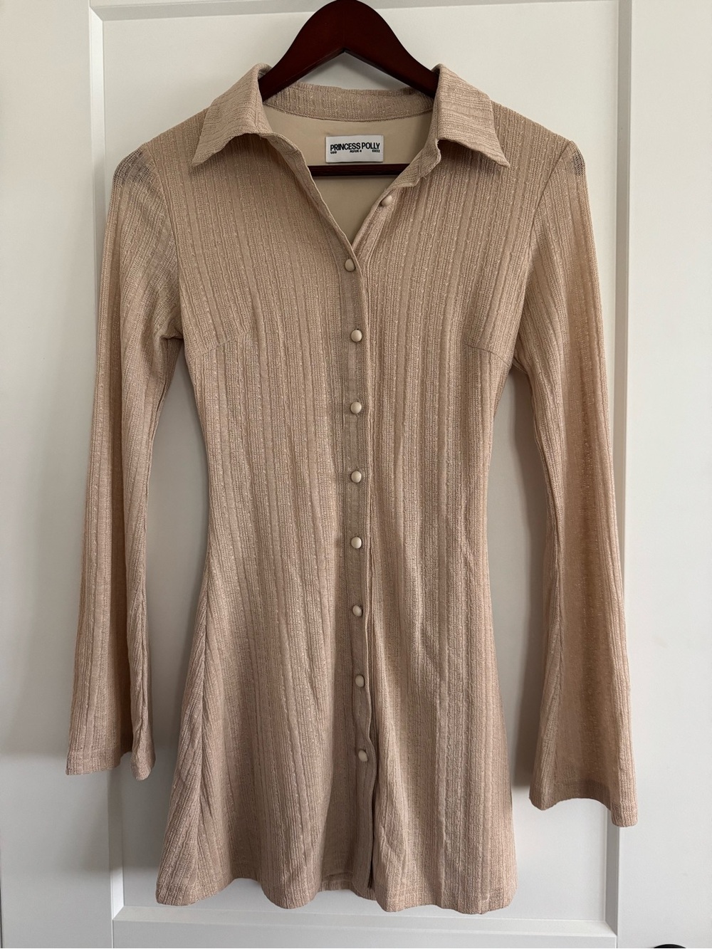 Princess Polly Beige Ribbed Button-Down Long Sleeve dress size 0
